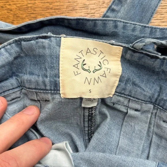 Fantastic Fawn - Picture 2 of 4